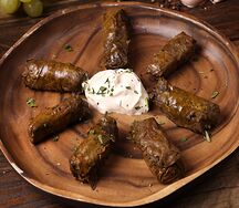 Долма с винoградным листом