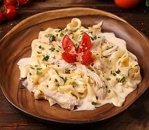 Феттуччине с куриной грудкой