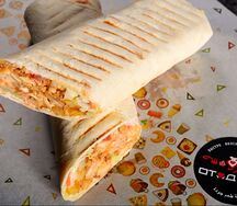 Шаурма в сырном лаваше