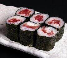 Роллы с тунцом