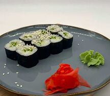 Роллы с огурцом