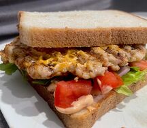 Двойной сэндвич с куриной котлетой 