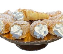 Трубочка из слоеного теста