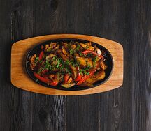 Сковородка со свининой 