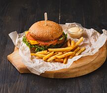 Бургер с куриной грудкой 