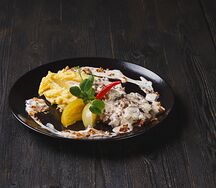 Бефстроганов с картофельным пюре 