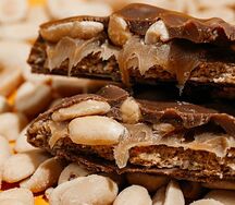 Печенье овсяное с арахисом и карамелью вегетарианское (постное)