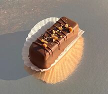 Сырок Сникерс