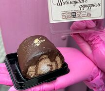 Торт-рулет Шоколадный с фундуком (диетическое)