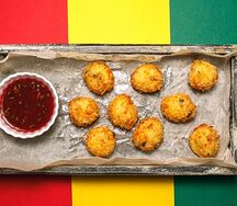 Сырные шарики с халапеньо