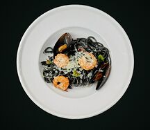 Нери с морепродуктами