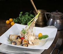 Барашек с грибным соусом и баклажанами