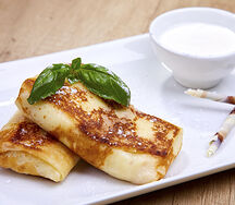 Блинчики с мясом и сметаной 2 шт