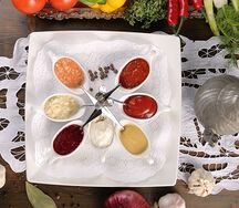 Соус красный с зеленью