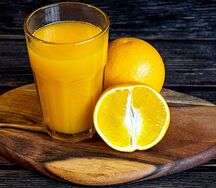 Свежевыжатый апельсиновый сок