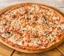 Пицца с куриной грудкой и шампиньонами