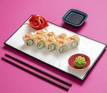 Ролл Васабико с креветками и спайси-соусом