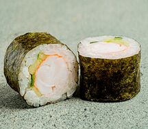 Хосомаки с креветкой