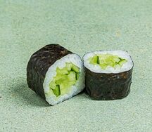 Хосомаки с огурцом
