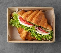 Круассан с ветчиной