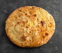 Осетинский пирог Сыр и зелень