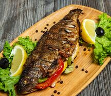 Форель радужная на мангале