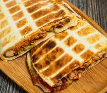 Шаурма в лепешке