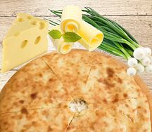 Осетинский пирог с нежным сыром и зеленым луком