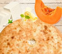 Пирог Осетинский с тыквой и свежим сыром