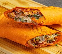 Шаурма в сырном лаваше большая