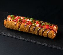 Хот-дог с креветкой и лососем