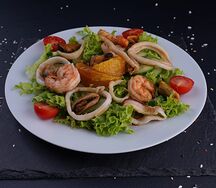 Салат Теплый с морепродуктами