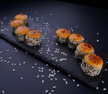 Ролл Спайси Сяке