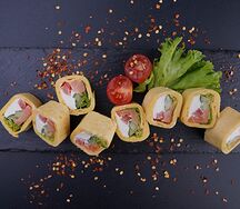 Ролл Тортилья с лососем