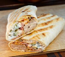 Люля-кебаб в лаваше из курицы