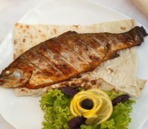 Речная форель на углях