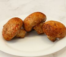 Грибы шампиньоны на углях