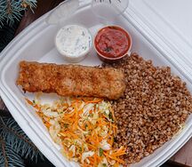 Люля-кебаб куриный с гречкой с капустным салатом