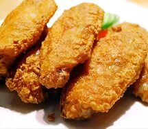 Куриные крылья в сухарях