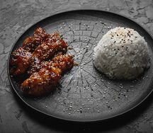 Рис с курицей в соусе терияки