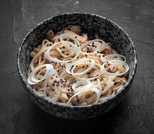 Wok Сливочный с курицей и грибами