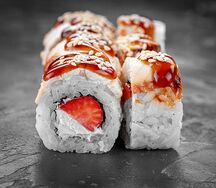 Канада мини с клубникой