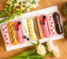 Эклер фисташковый