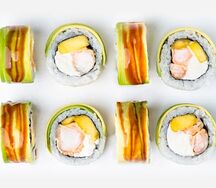 Зеленый с жареной креветкой