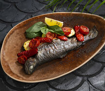 Форель запечённая с овощами