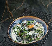 Мидии чили в соусе блю чиз