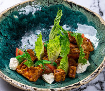 Баклажаны в устричном соусе с розовыми томатами