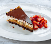 Шоколадный торт с бананом