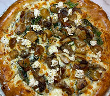 Пицца с лесными грибами и трюфелем