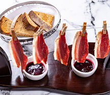 Хамон из утки с чатни из ягод